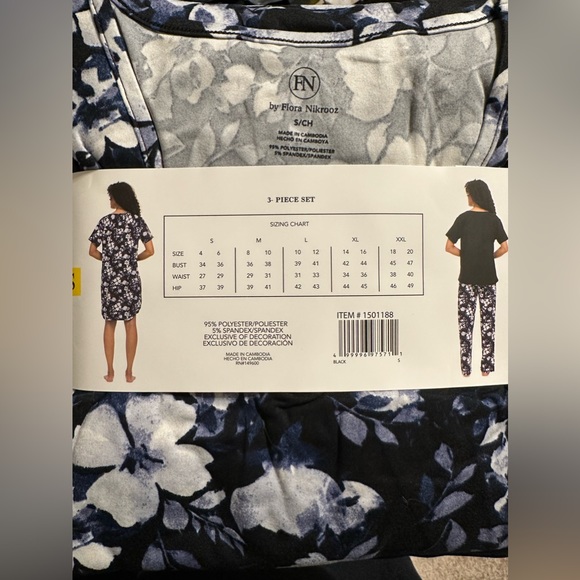 By Flora Nikrooz 3-piece pajama set - Picture 2 of 4